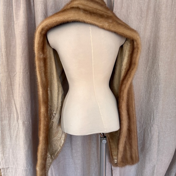 ❤️VINTAGE Luxurious Tan Fur Wrap❤️ - Picture 5 of 6